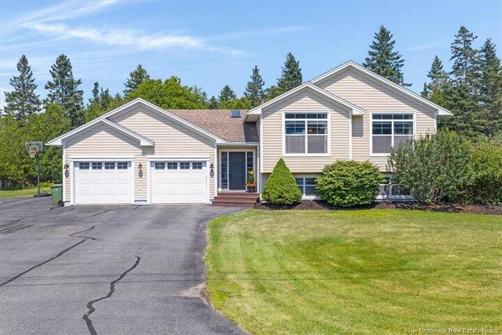 Property Photo: 6 Millhaven Drive NB E2G 0A2