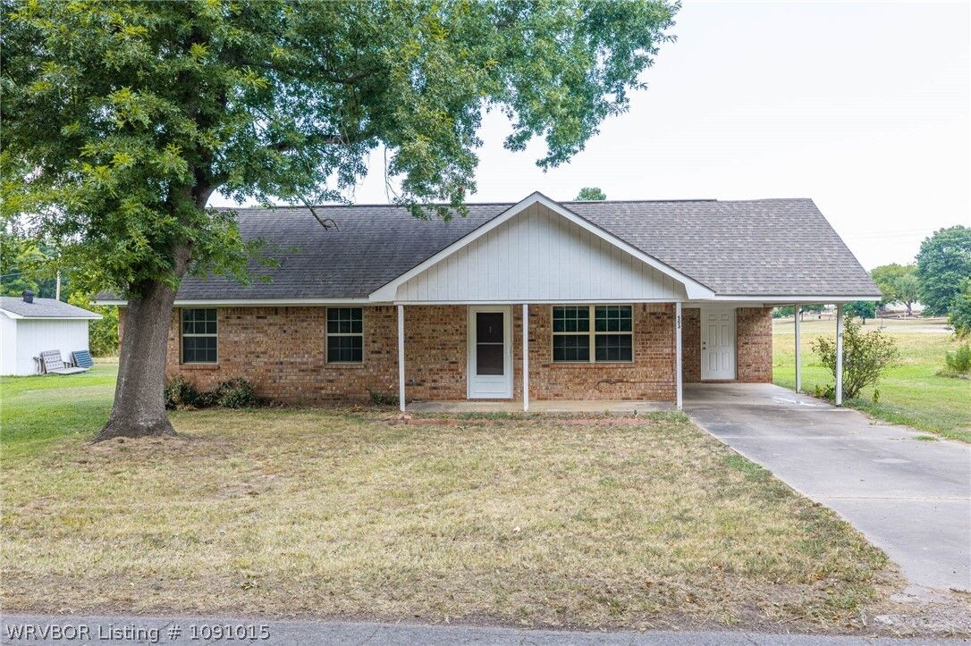 Property Photo: 503 W Grober Street AR 72855