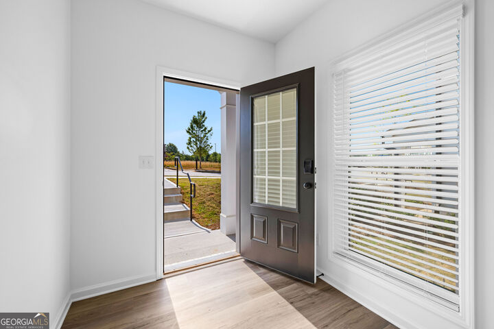 Property Photo:  10 Mercury Lane 28  GA 30265 