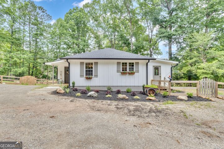 Property Photo:  6290 Cascade Palmetto Highway  GA 30213 