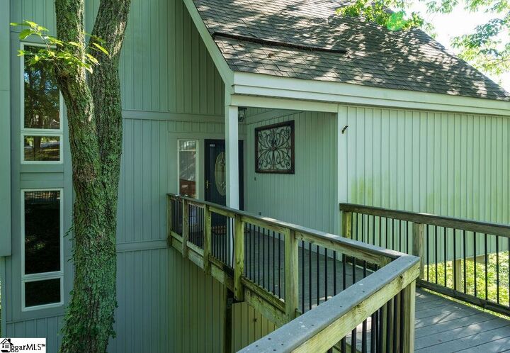 Property Photo:  14 Persimmon Lane  SC 29609 