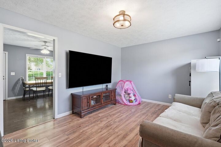 Property Photo:  104 Kegley Dr  KY 42754 