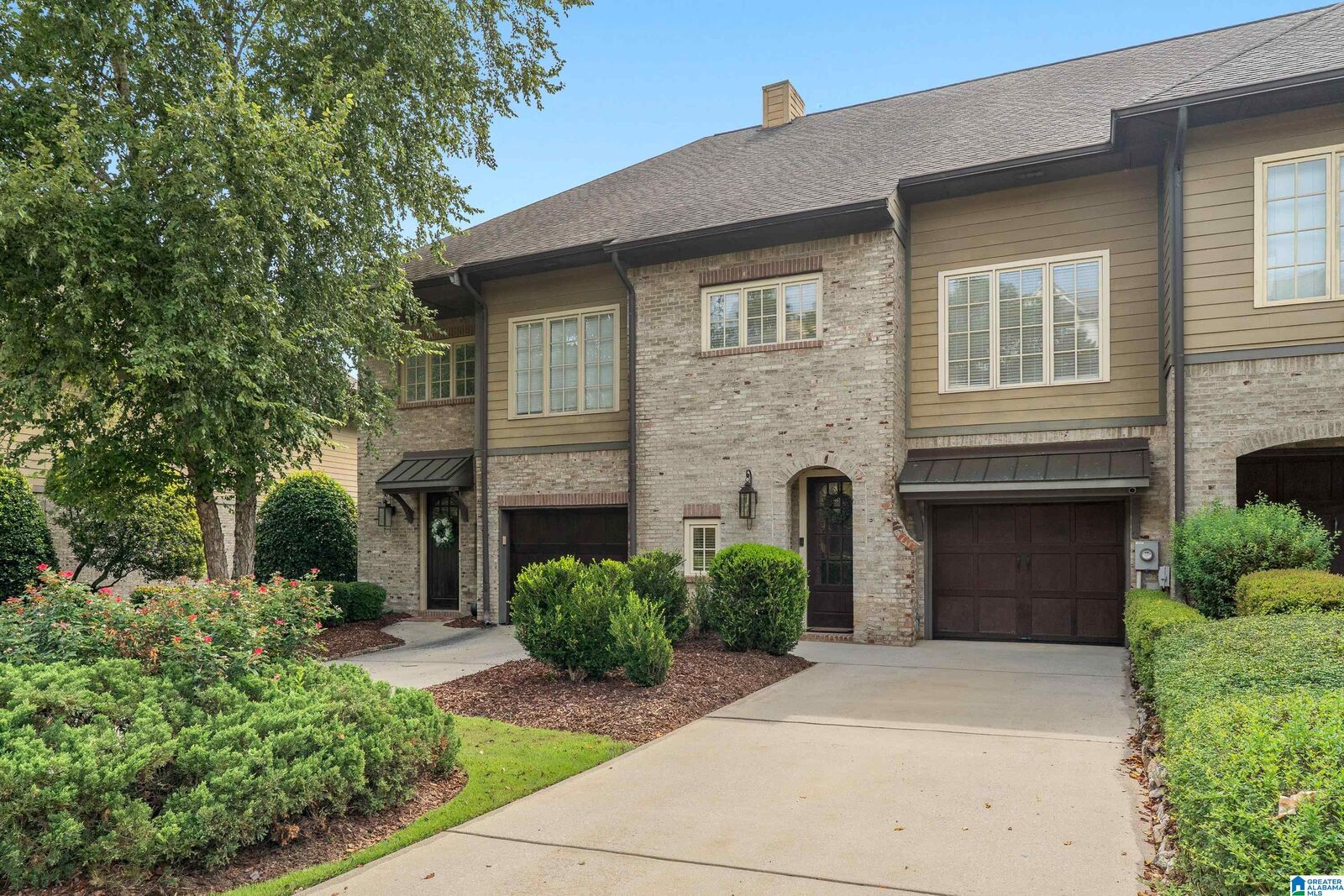 Property Photo: 2060 Eagle Ridge Drive AL 35242