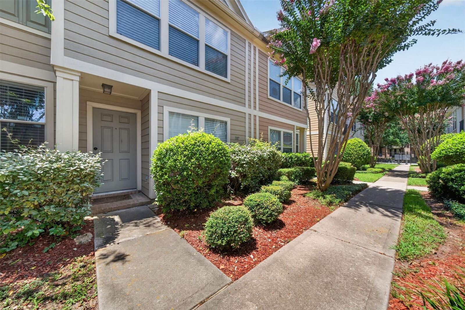 Property Photo:  1317 Paige Street  TX 77003 