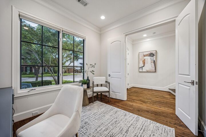 Property Photo:  4136 University Boulevard  TX 77005 
