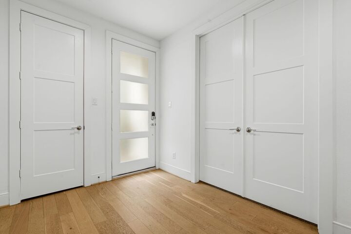 Property Photo:  2624 Rusk Street  TX 77003 