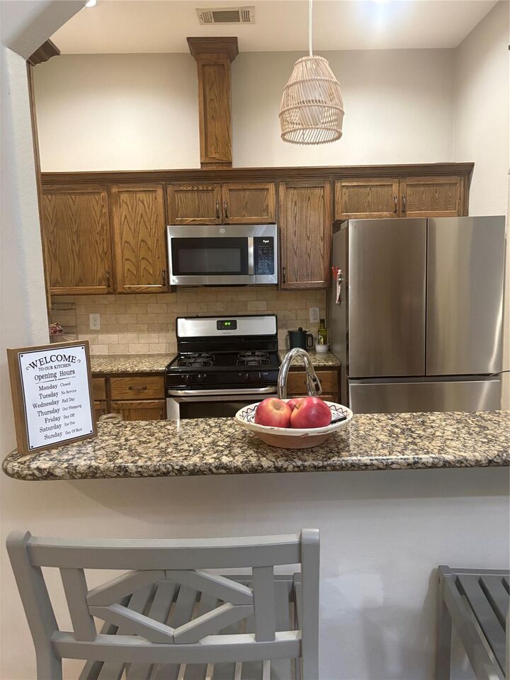 Property Photo:  6128 Shelburne Street  TX 77396 