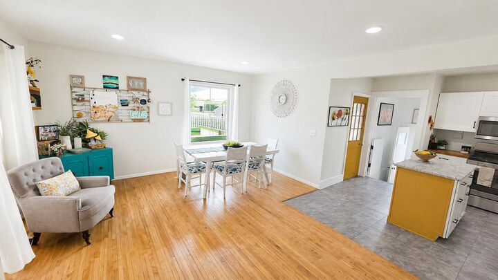 Property Photo:  122 S Rutledge Street  IA 51046 