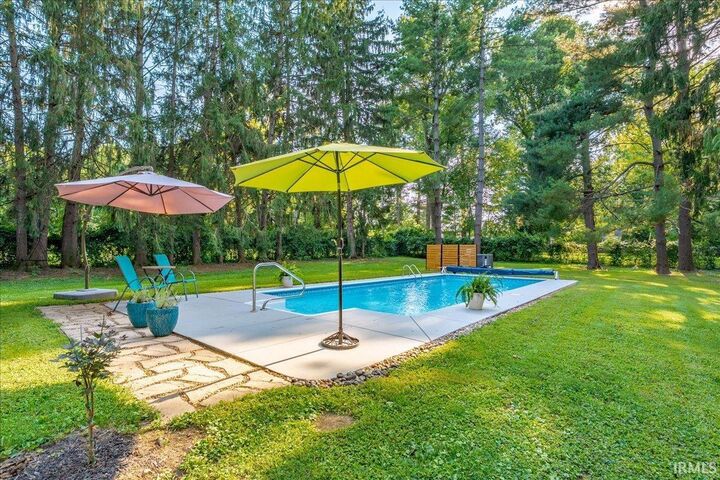 Property Photo:  1101 Thompson Avenue  IN 47715 