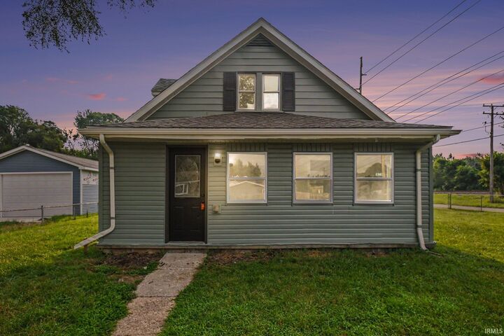 Property Photo: 216 Ray Street IN 46544-3953