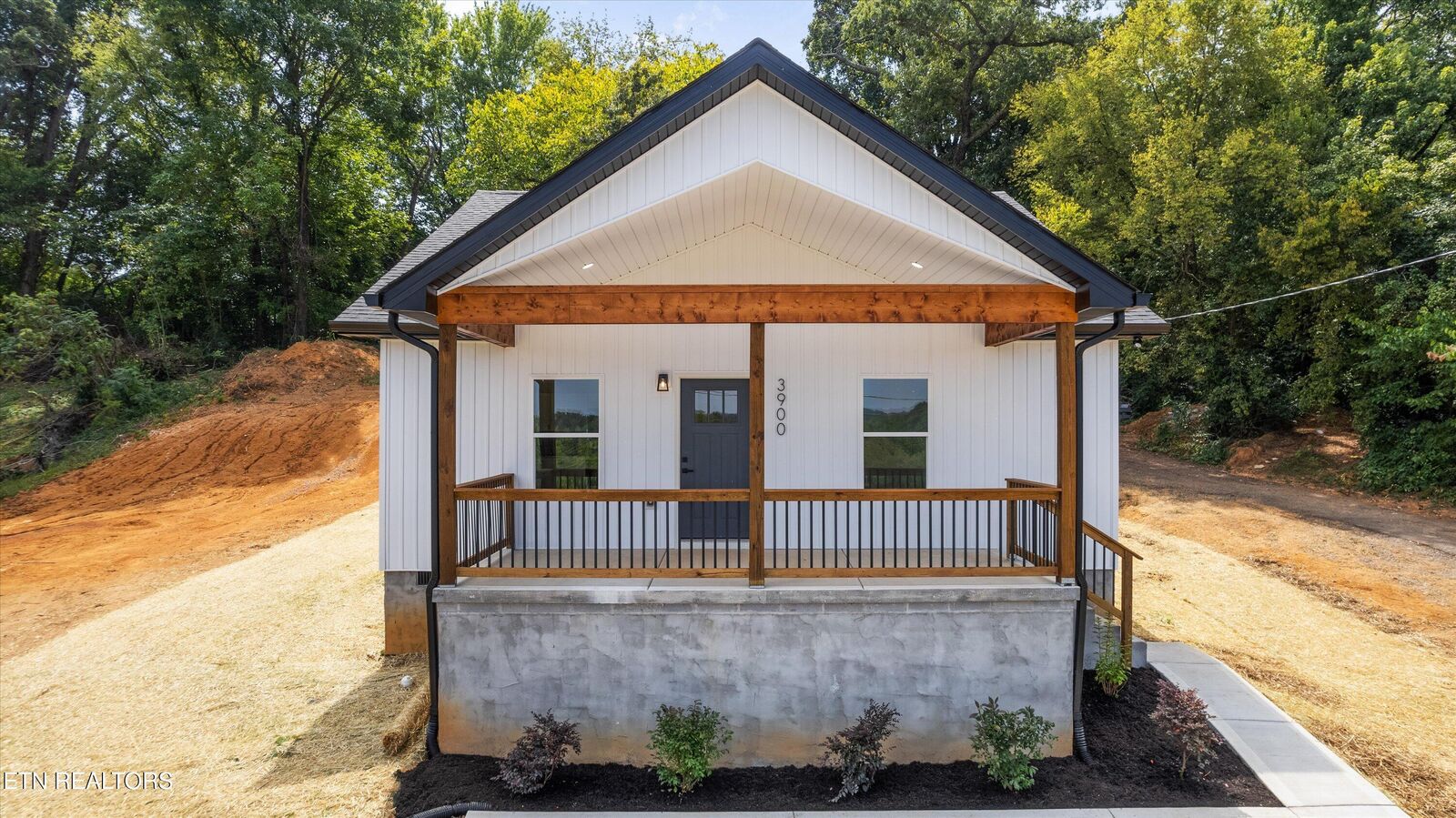 Property Photo:  3900 Lilac Ave  TN 37914 
