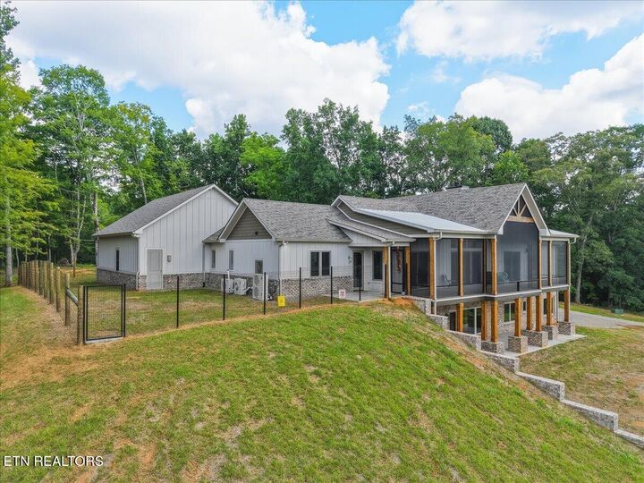 Property Photo:  8345 Pine Grove Providence Rd  TN 37774 