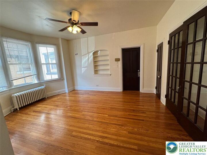 Property Photo:  636 N New Street 2  PA 18018 