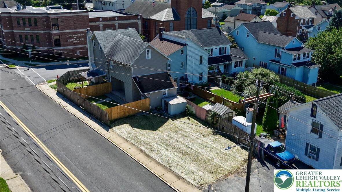 Property Photo: 156 E Northampton Street PA 18014