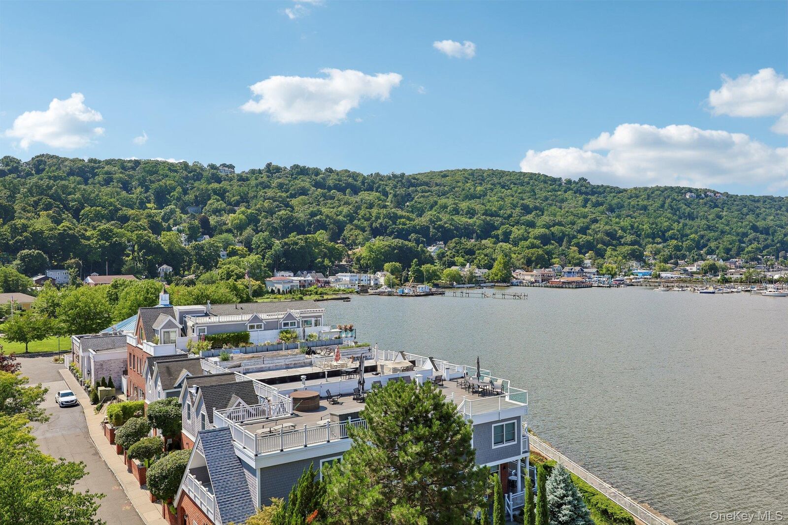Property Photo: 409 Harbor Cove Ph #409 NY 10968