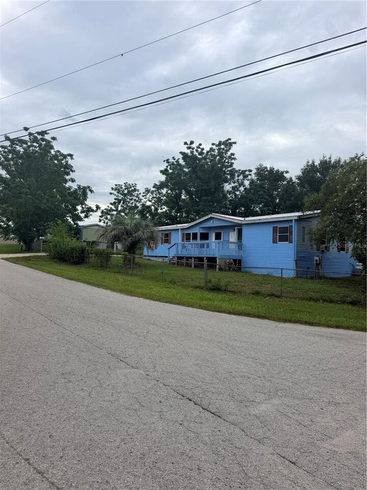Property Photo:  5854 SE 140th Place  FL 34491 