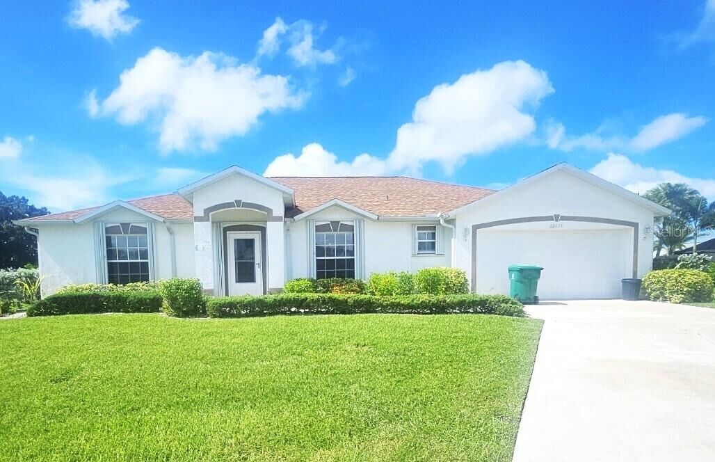 Property Photo: 25173 Mercedes Drive FL 33983
