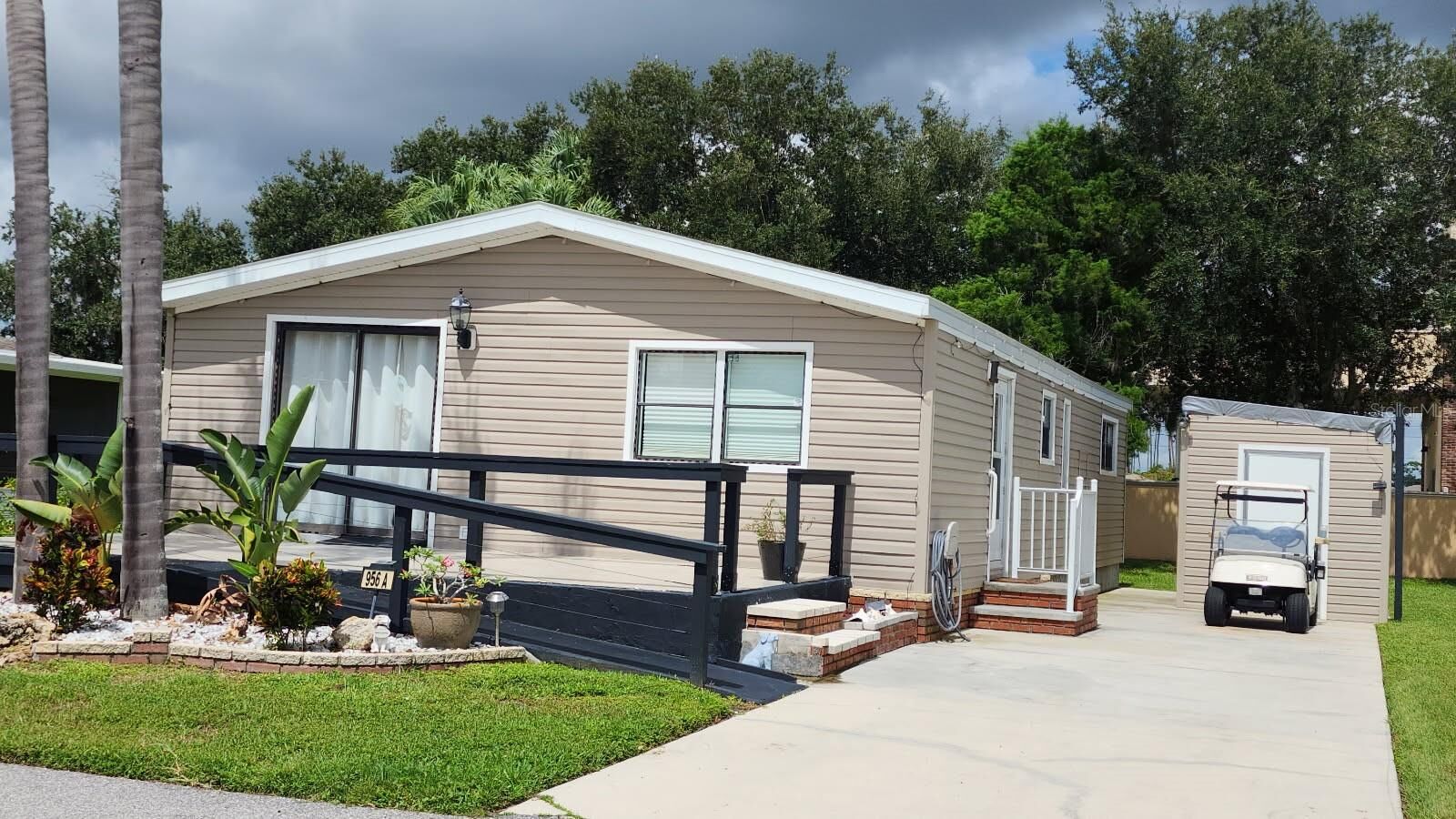 Property Photo: 2100 Kings Highway 956A FL 33980