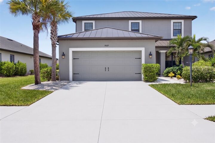 Property Photo:  9069 Luna Lane  FL 34241 
