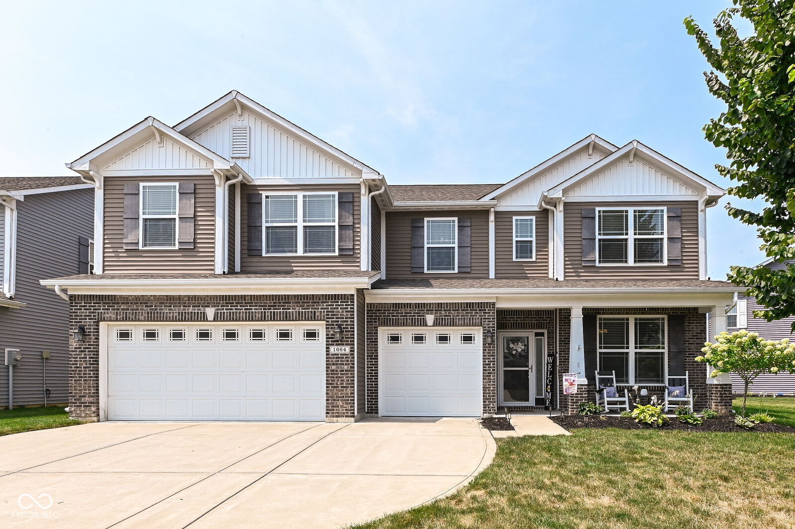 Property Photo: 1664 Devonshire Avenue IN 46123