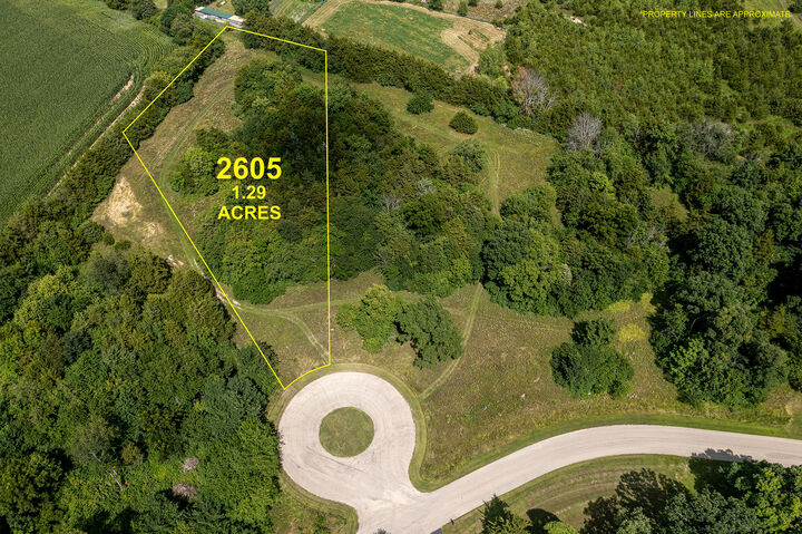 Property Photo: 2605 N 3689th Road IL 60551