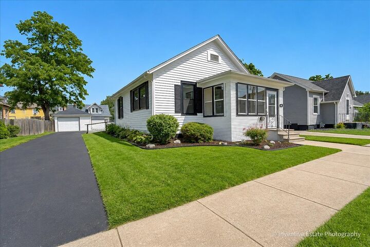 Property Photo: 408 Marcy Street IL 61350