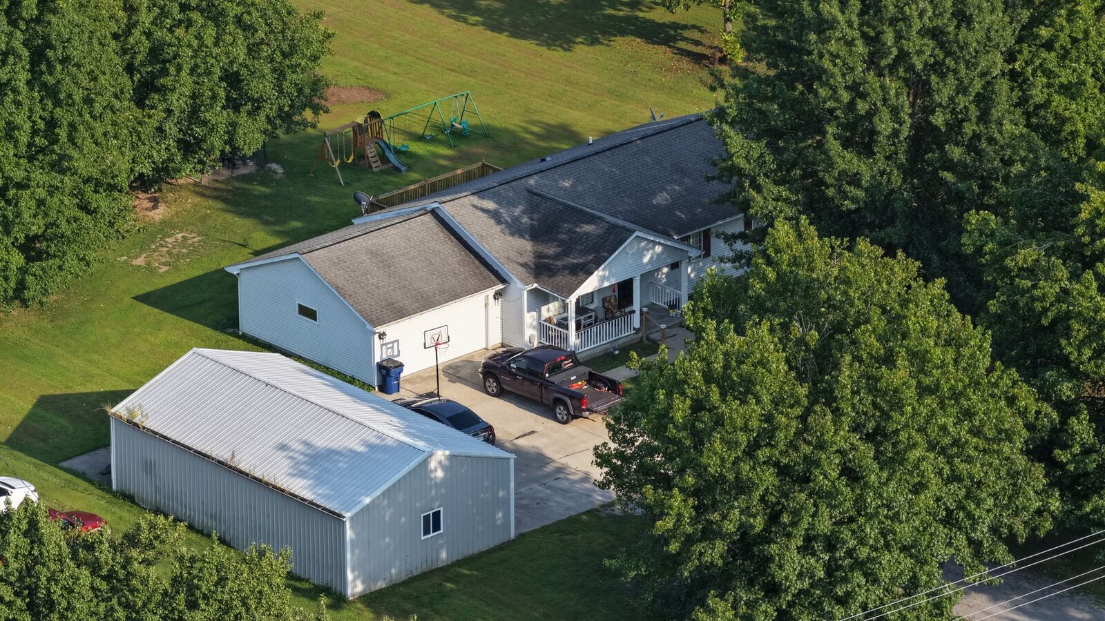 Property Photo:  2218 S Thompsonville Road  IL 62890 