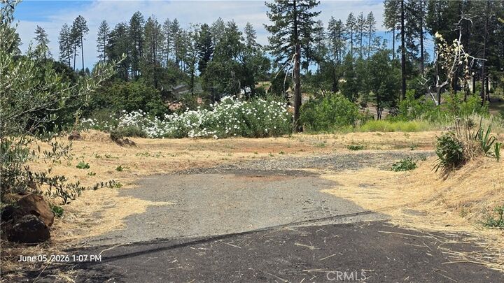 Property Photo: 1042 Central Park CA 95969