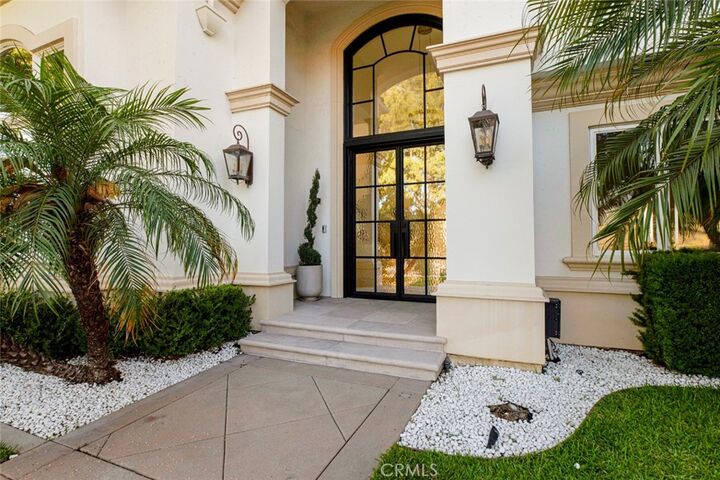 Property Photo:  350 Starlight Crest  CA 91011 
