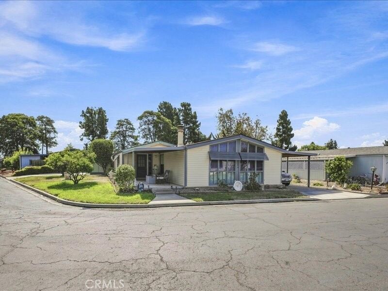 Property Photo:  519 W Taylor 293  CA 93458 