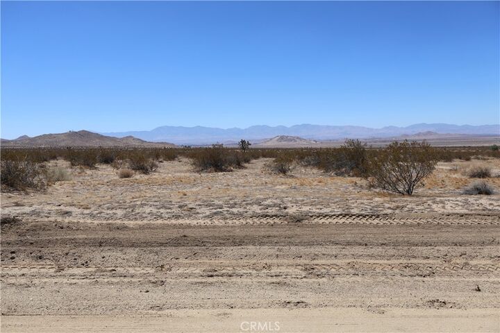 Property Photo: 0 E Avenue CA 93535