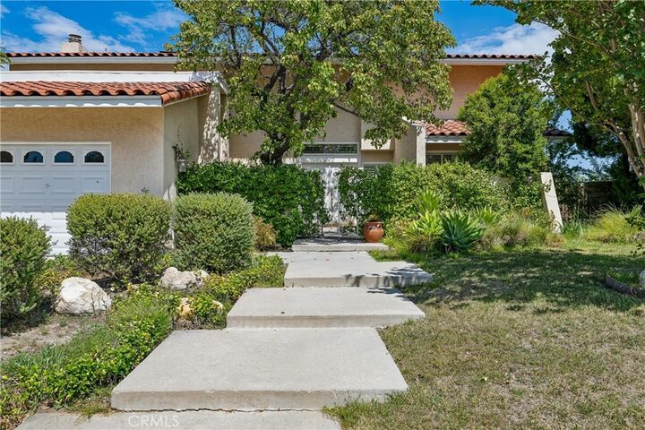Property Photo:  11856 Porter Valley Drive  CA 91326 