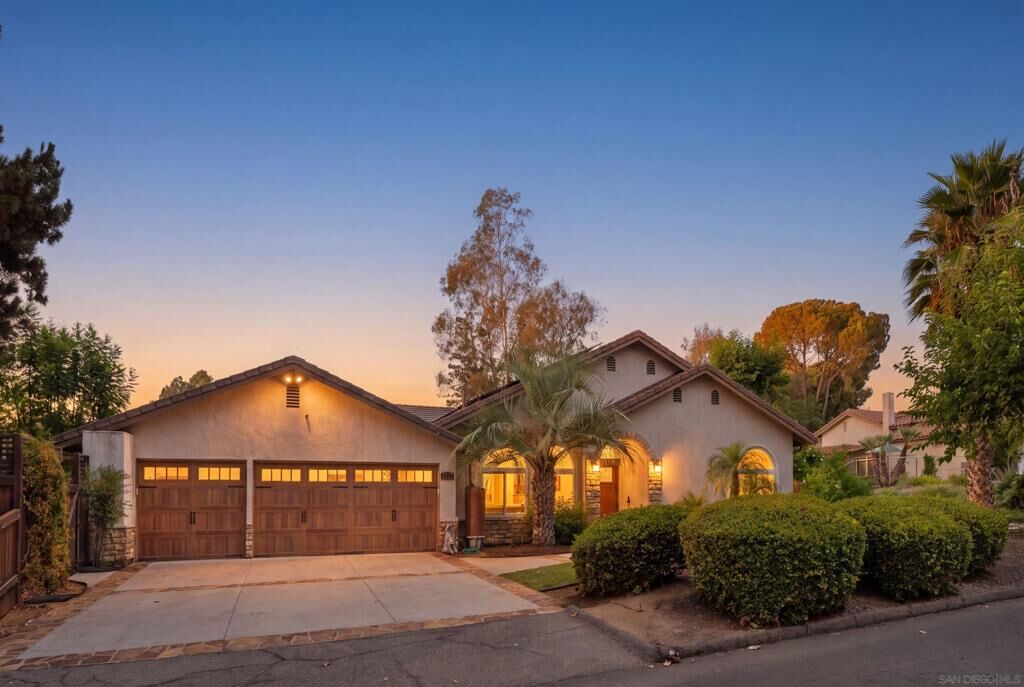 Property Photo:  13126 Silver Saddle Ln  CA 92064 