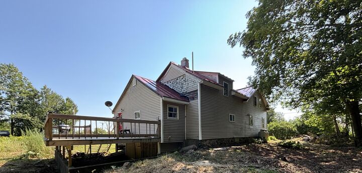 Property Photo:  152 Main Road  ME 04422 