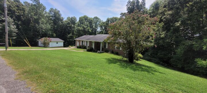 Property Photo:  336 Crow Rd  TN 37058 