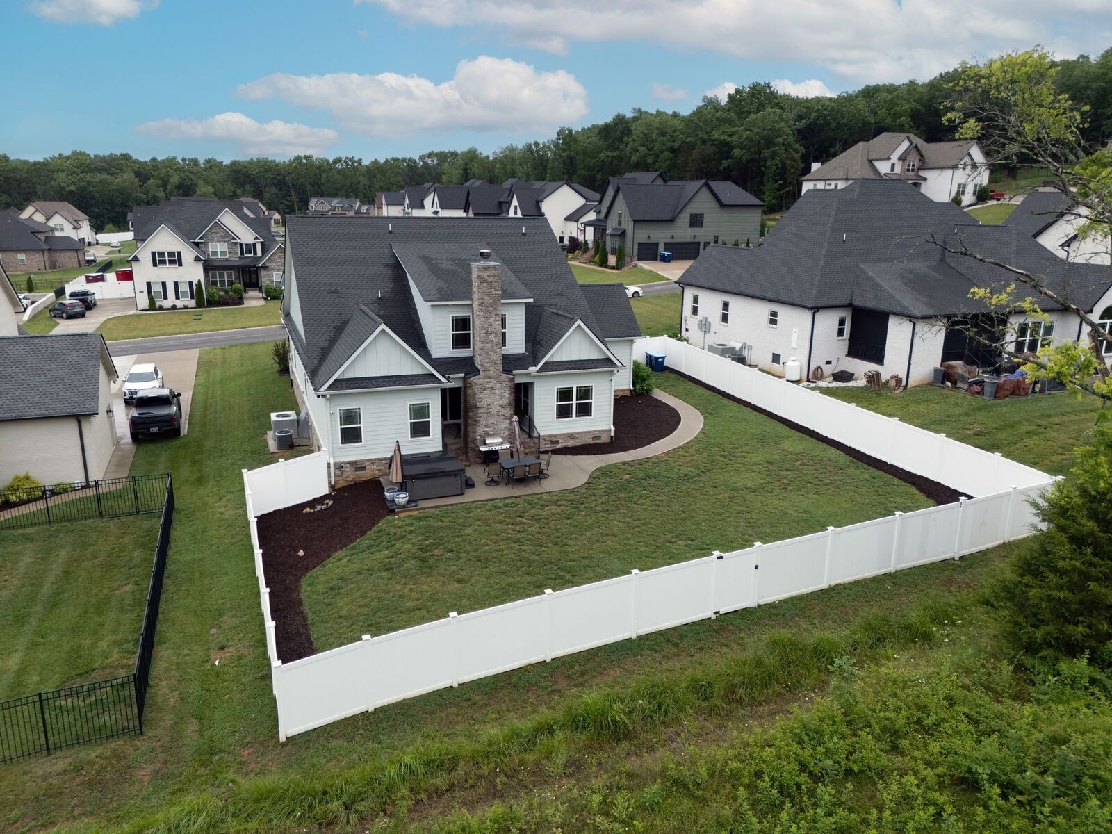 Property Photo: 6901 Hiatus Ct TN 37129