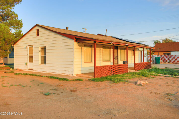 Property Photo:  1220 N Park Drive  AZ 86047 
