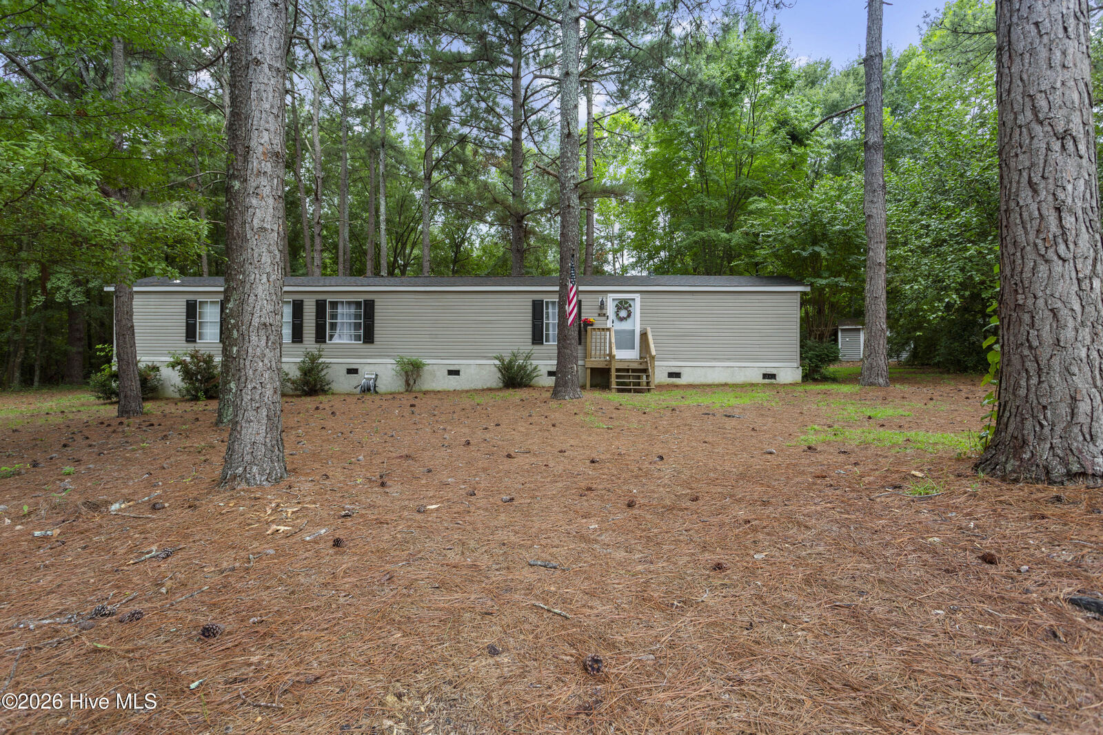 Property Photo:  111 Meadow Lane  NC 28347 