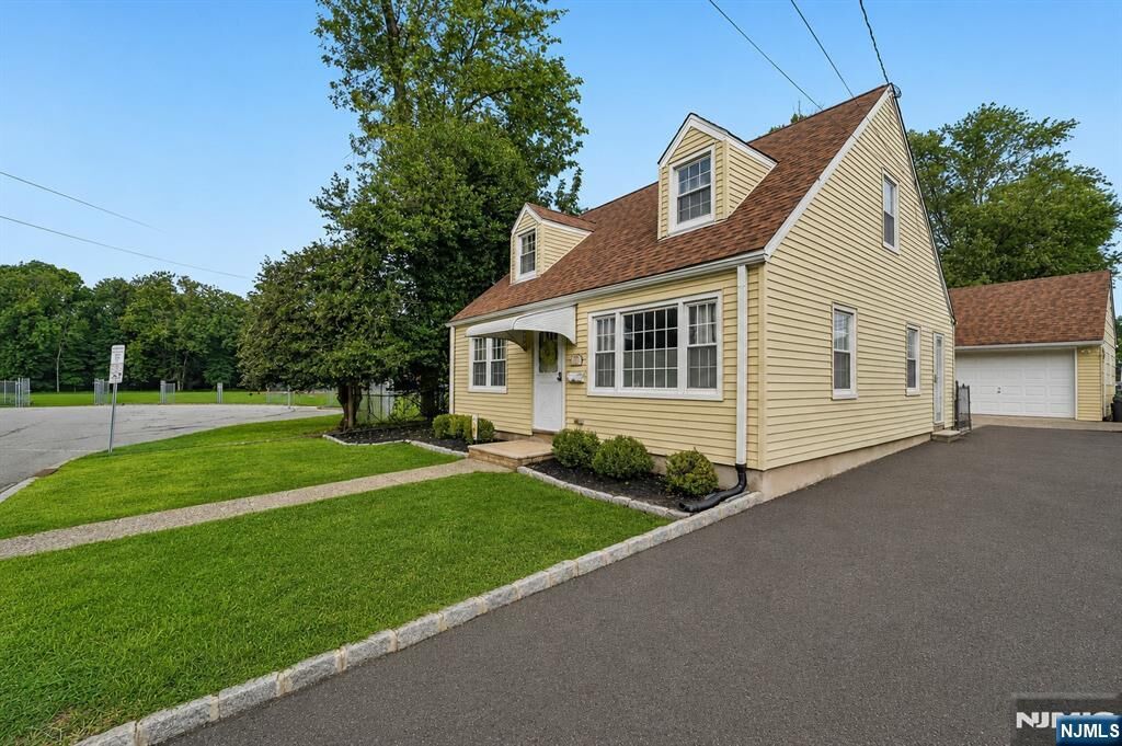 Property Photo:  34 Hopson Avenue  NJ 07424 