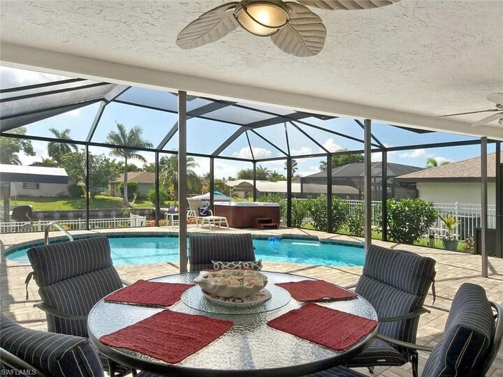 Property Photo: 5321 SW 11th Ave FL 33914