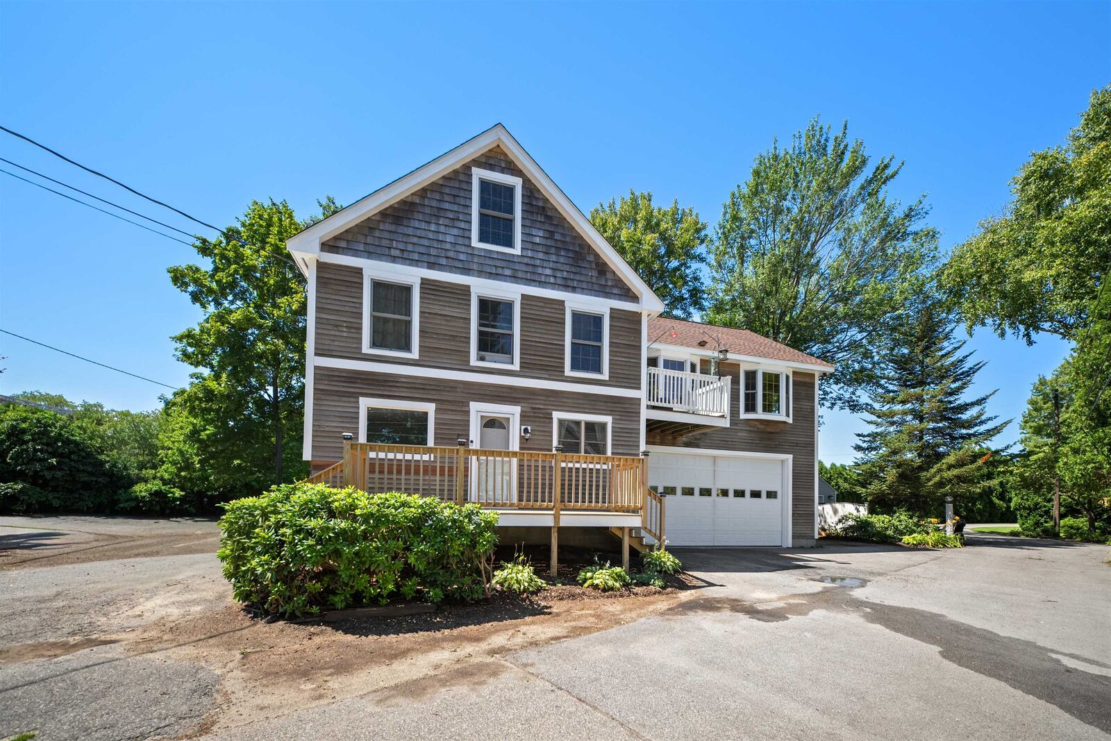 Property Photo:  24 Wentworth Terrace  NH 03820 