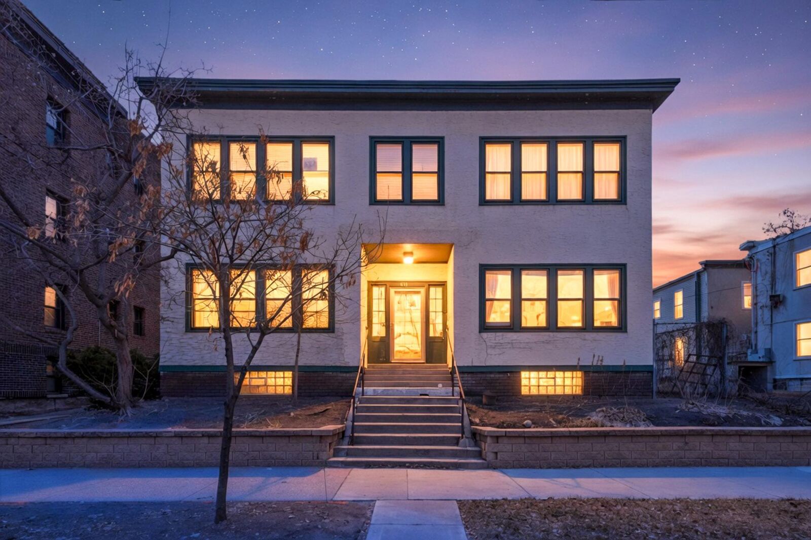 Property Photo:  611 E 16th Street 1  MN 55404 