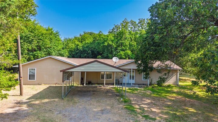 Property Photo:  4666 Fm 1569  TX 75442 