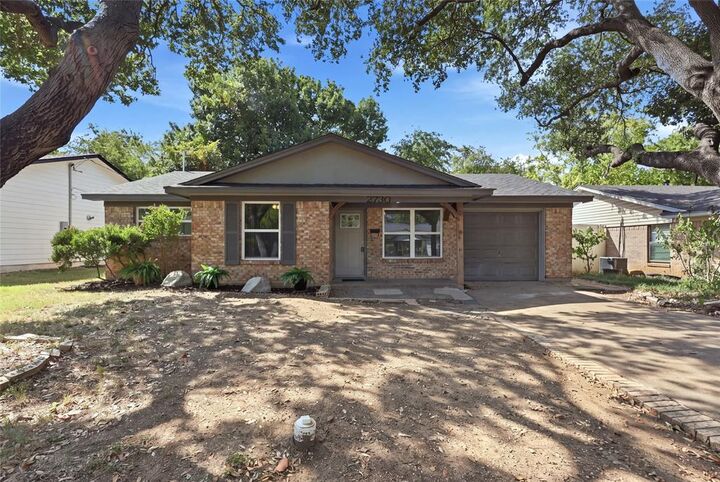 Property Photo: 2730 Ridgewood Street TX 75062
