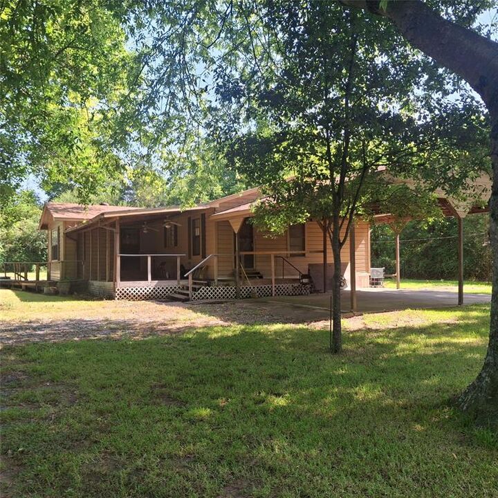 Property Photo:  621 Stonewall Preston Road  LA 71078 