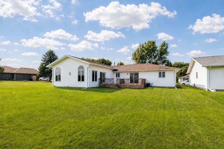 Property Photo: 307 Kurtz Drive IA 51028