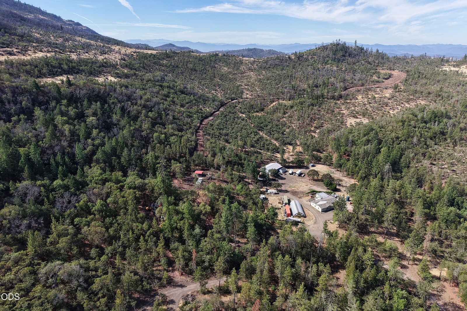 Property Photo: 4400 Indian Creek Road OR 97539