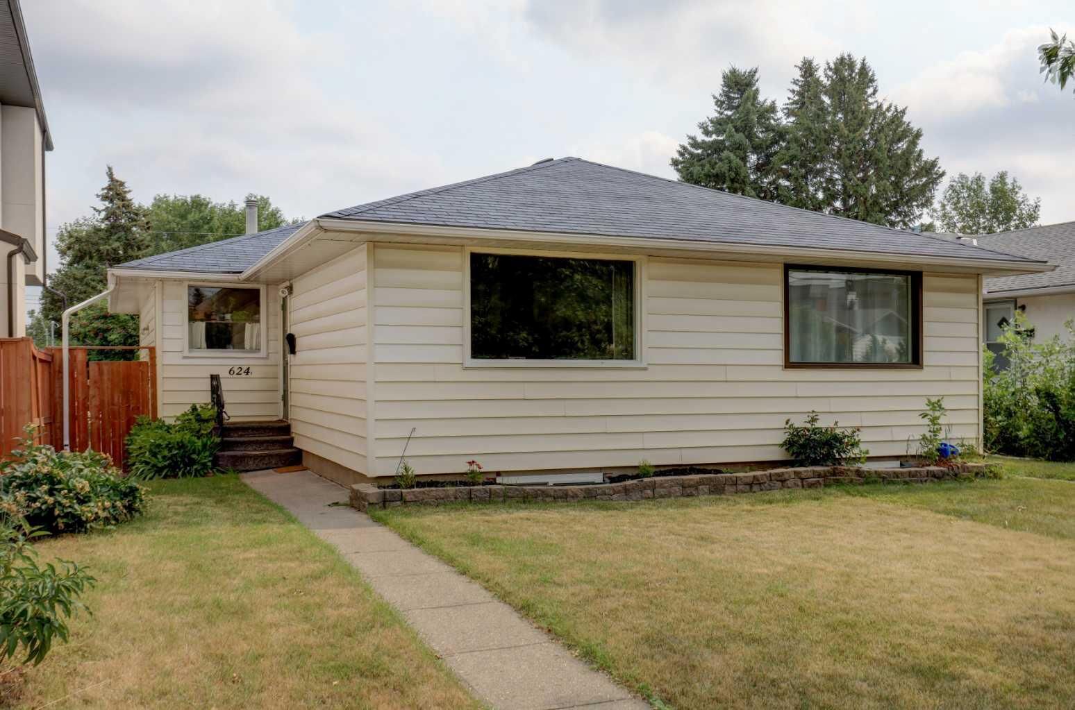 Property Photo: 624 38 Street SW AB T3C 1T2