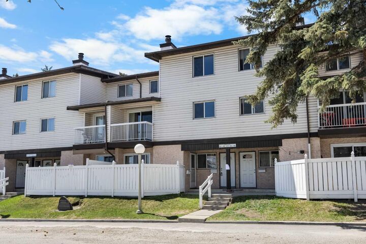 3705 Fonda Way SE 57 — photo 1