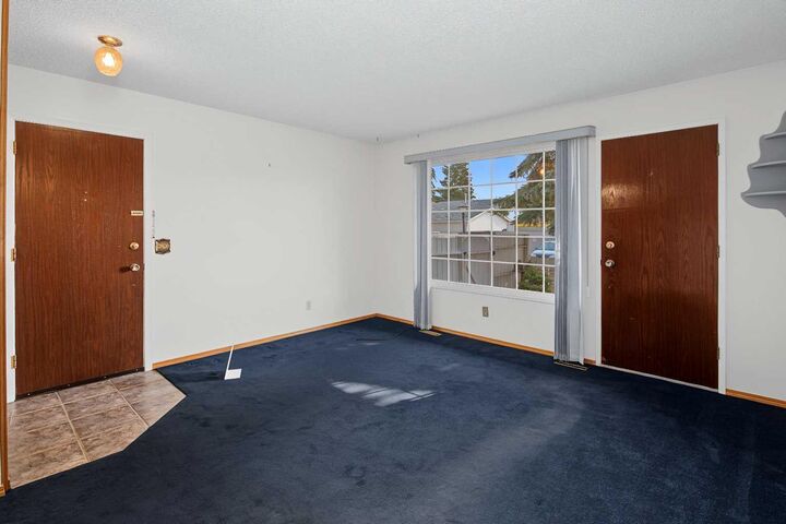 Property Photo: 175 Manora Place NE 75 AB T2A 5P7